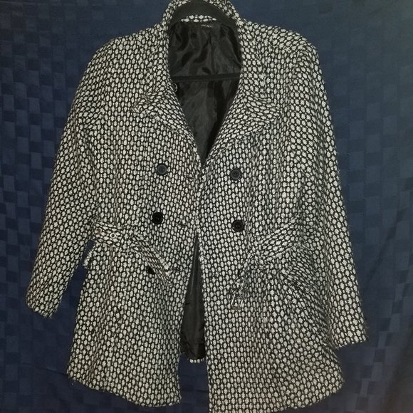 BCXgirl Black & White Wool Coat Sz XL/M - Picture 1 of 12